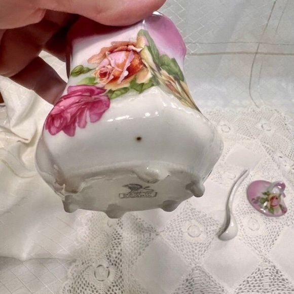 Vintage Bavarian Hand Painted Sugar Bowl, Made in Bavaria, Vintage Sugar Bowl - Picture 4 of 10